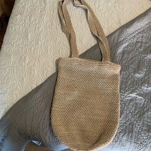 Slouchy woven purse ✨